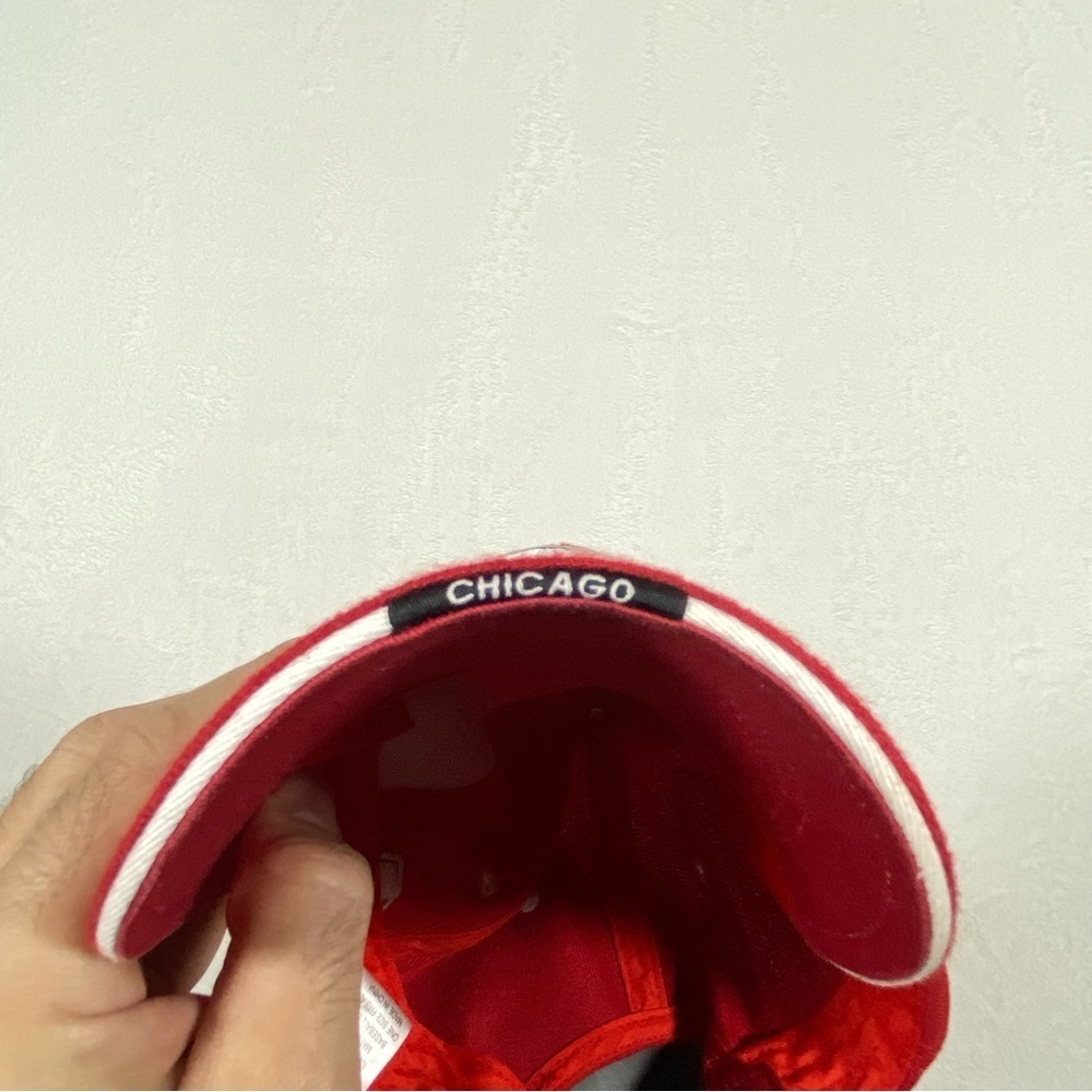 City Of Chicago Baseball Cap Hat Red White One Size Fits All - Picture 8 of 11
